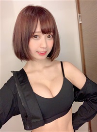 童颜巨乳COSER小姐姐yami推特图集 Yami-twitter3
